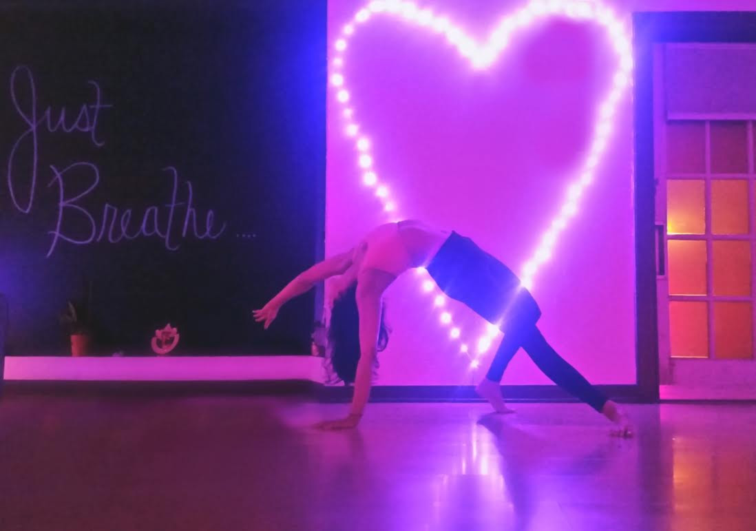 ate night Hollywood Yoga