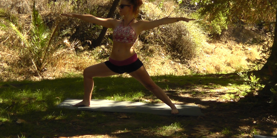 Hollywood-yoga-Still004